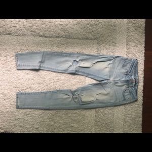 American eagle ripped jeans